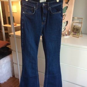 Dark wash free people flare jeans size 26